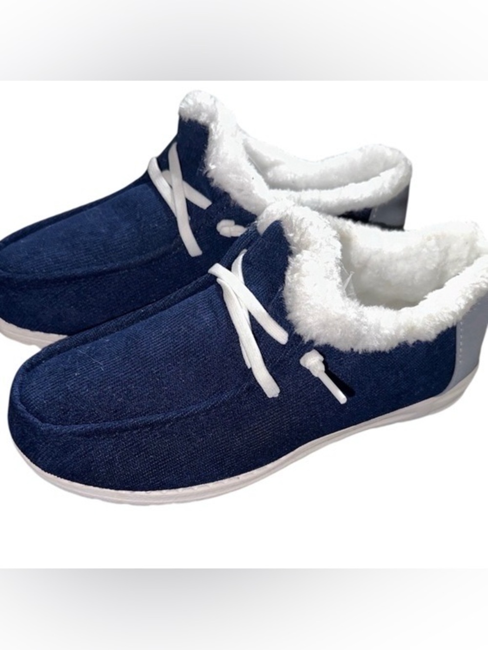 🆕 Women’s blue fur lined loafers